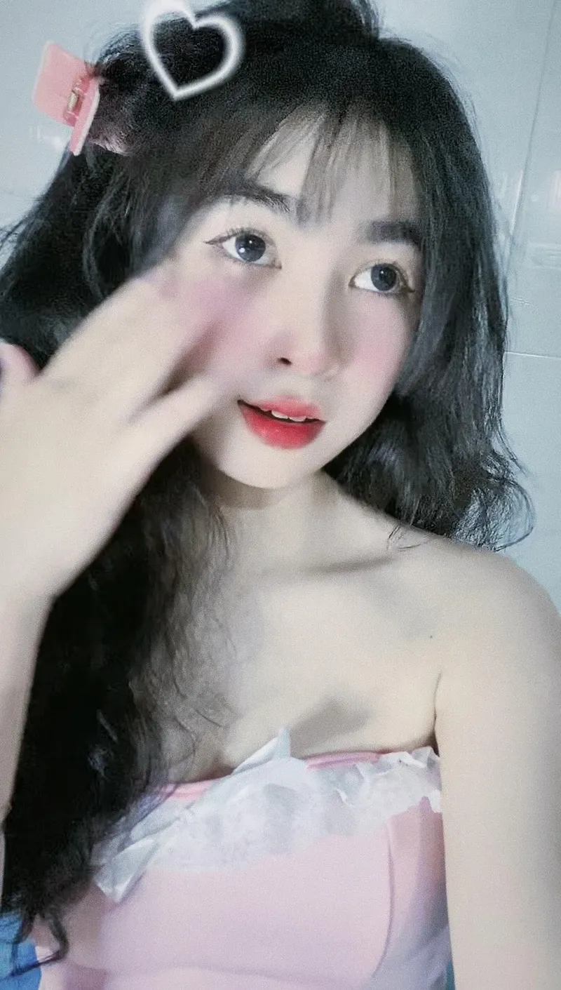 ảnh cute phô mai que con gái 12