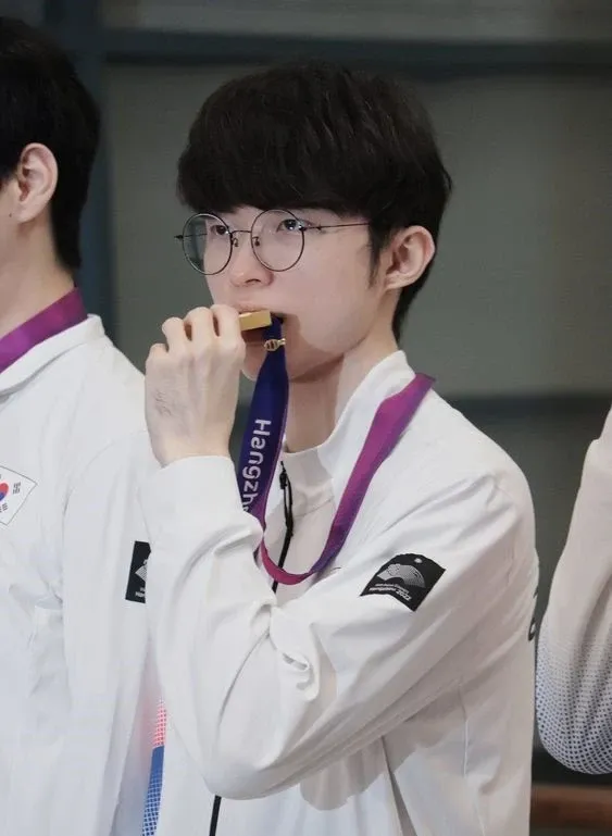 faker meme 12