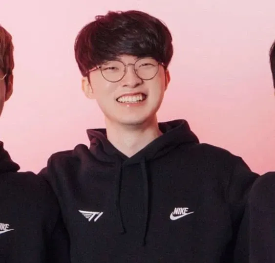 faker meme 32