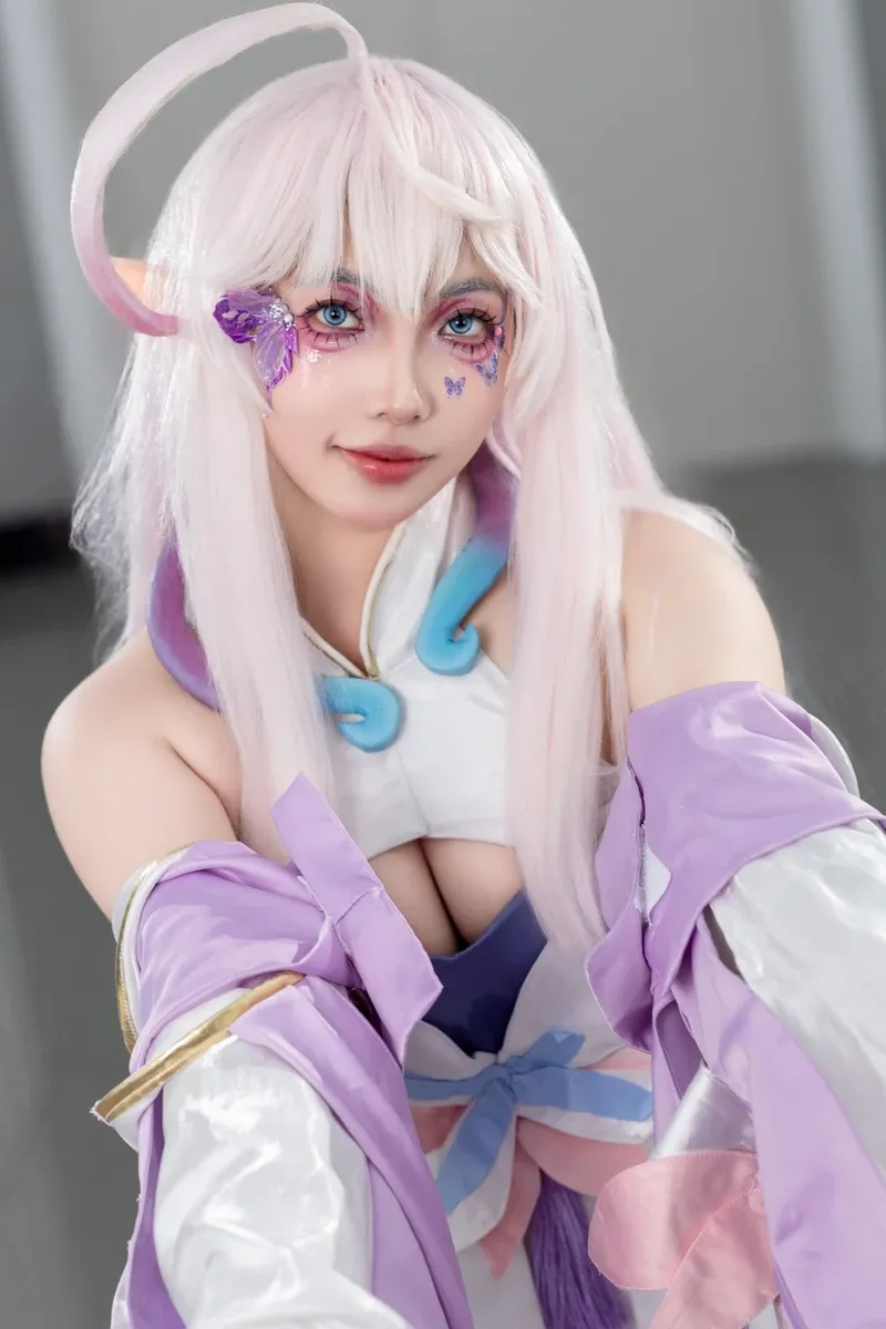 Gái xinh cosplay liên quân  14