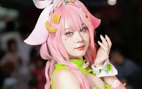 Gái xinh cosplay liên quân  24