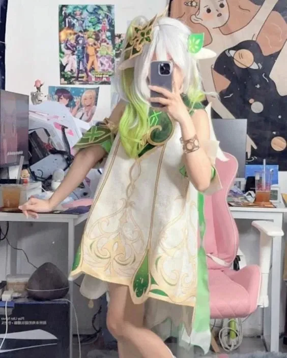 Gái xinh cosplay liên quân  43