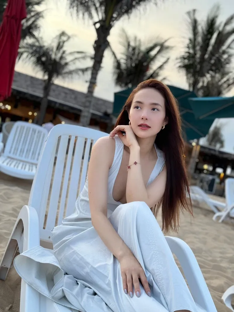 Minh Hằng 4