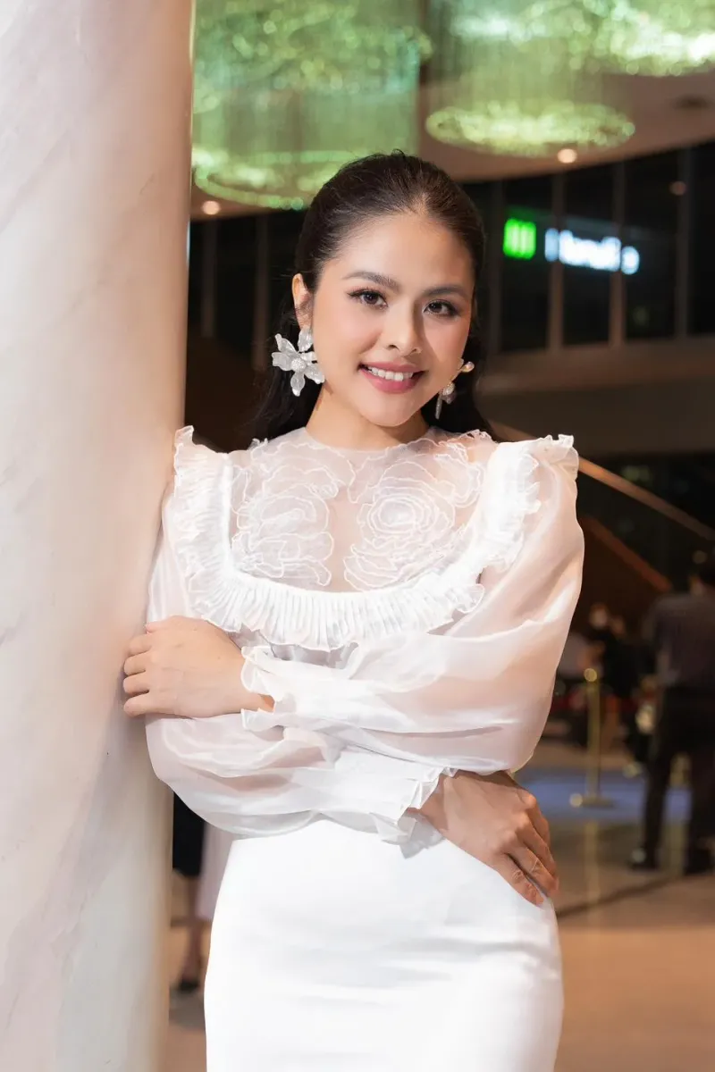 Vân Trang 22