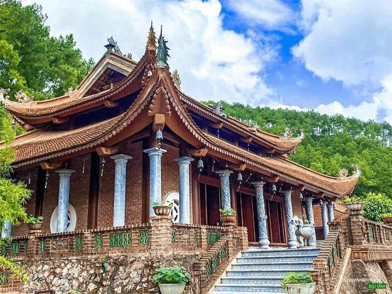Hành trình mới cho đền chùa trong đời sống hiện đại