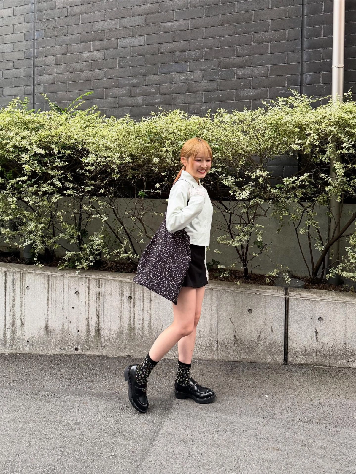 Gái xinh vú bự sexy nóng bỏng cuốn hút thân hình đầy đặn