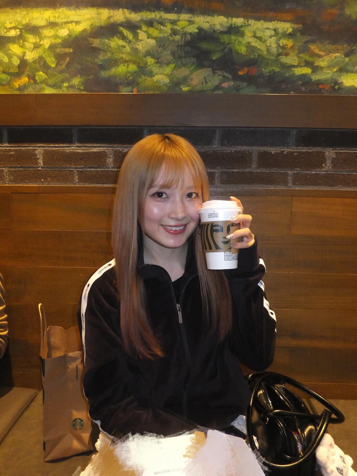 Hình vú con gái nóng bỏng cuốn hút vẻ trẻ trung gợi cảm quyến rũ