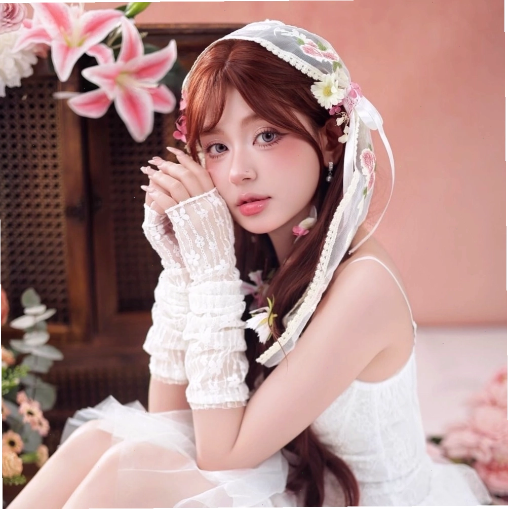Cặp đôi anime với mái tóc màu sắc nổi bật