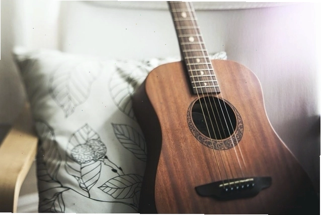 Đàn ghi ta acoustic