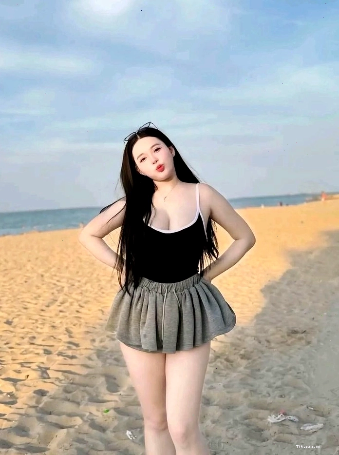 Hình nền điện thoại gái xinh bikini được yêu thích