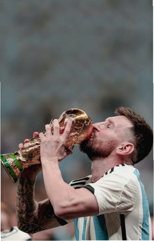 Hình nền Leo Messi 4K vô địch World Cup thể hiện niềm vui chiến thắng tột độ