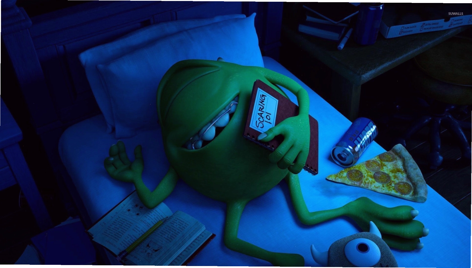 Mike Wazowski meme trong không gian đại học