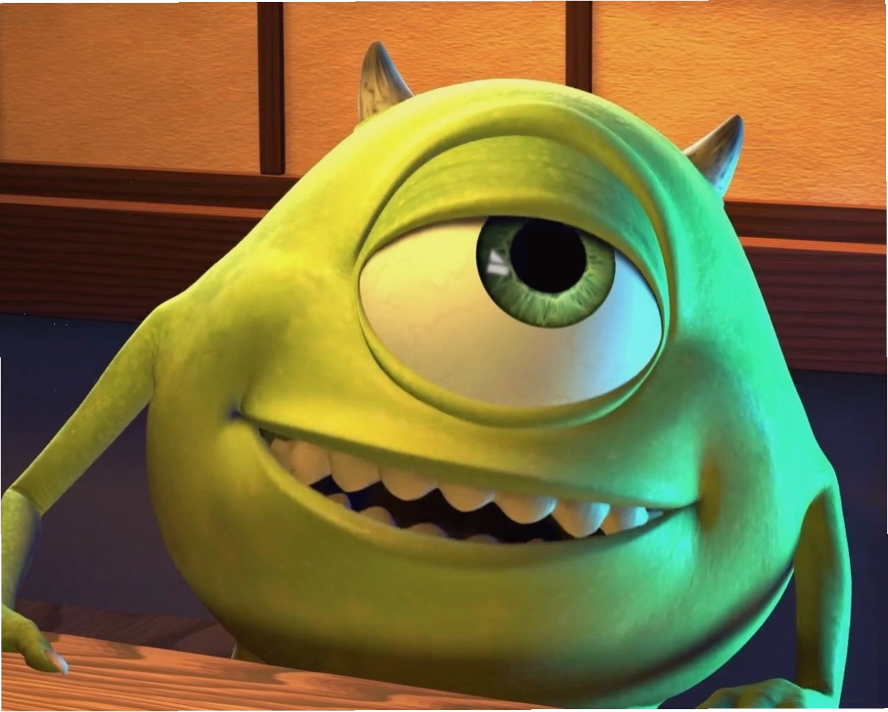 Mike Wazowski meme với Sulley