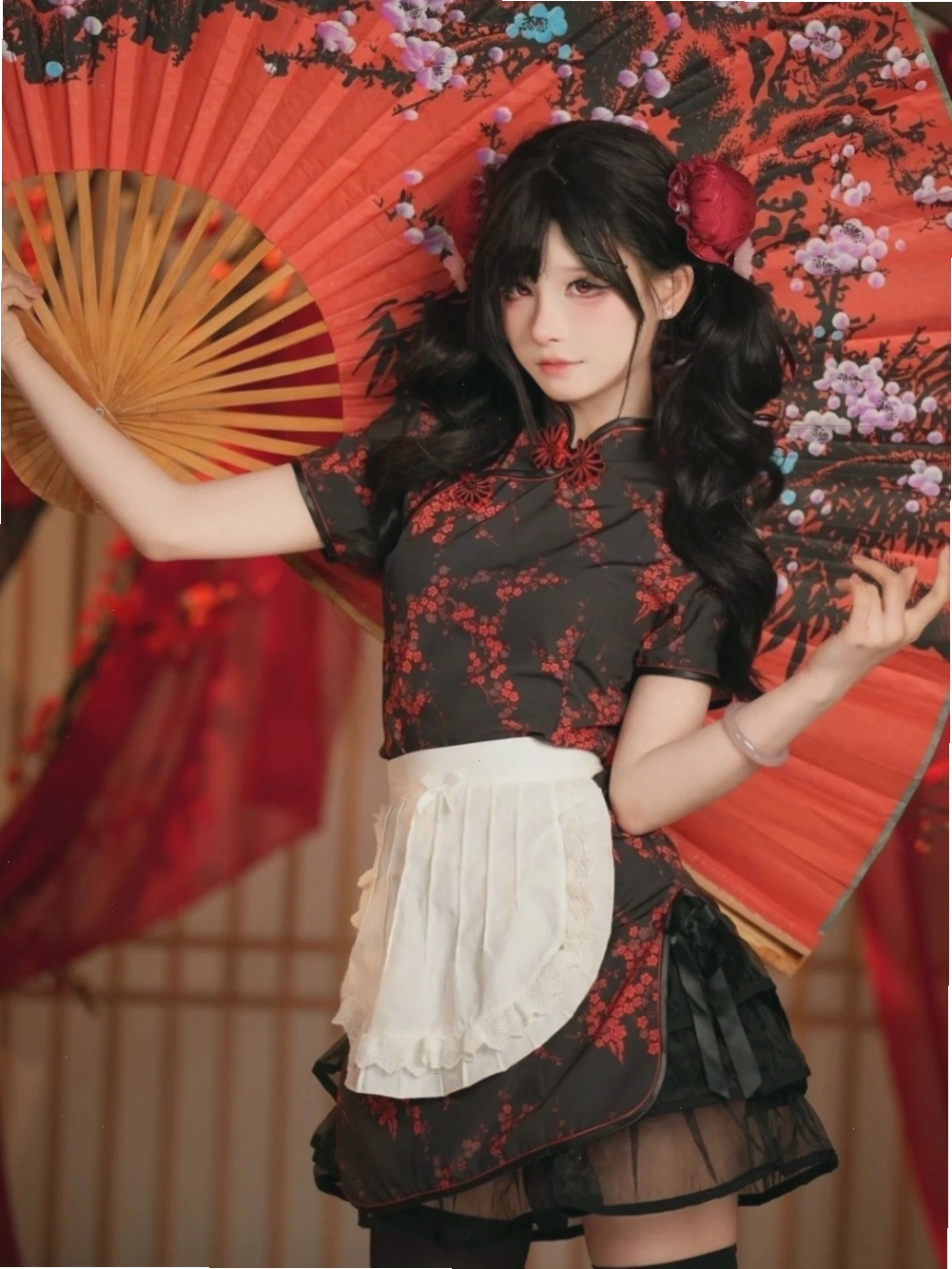 Phong thái nhẹ nhàng, thanh lịch trong cosplay cổ trang