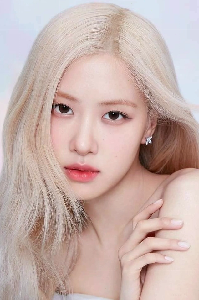 Rosé được TC Candler bình chọn gương mặt đẹp nhất thế giới 2025 với vẻ đẹp quyến rũ và thanh lịch.