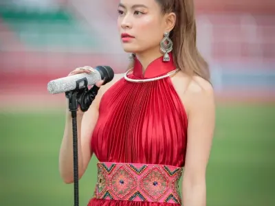 Chiêm ngưỡng bộ sưu tầm ảnh ấn tượng của Hoàng Thùy Linh