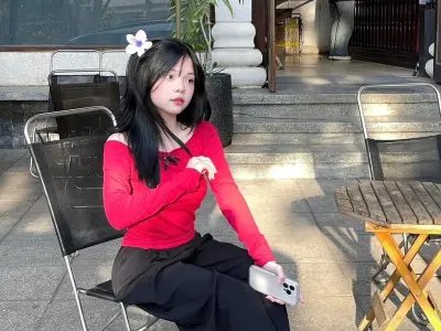 Gái xinh 21 tuổi, vẻ đẹp trẻ trung và quyến rũ khó cưỡng